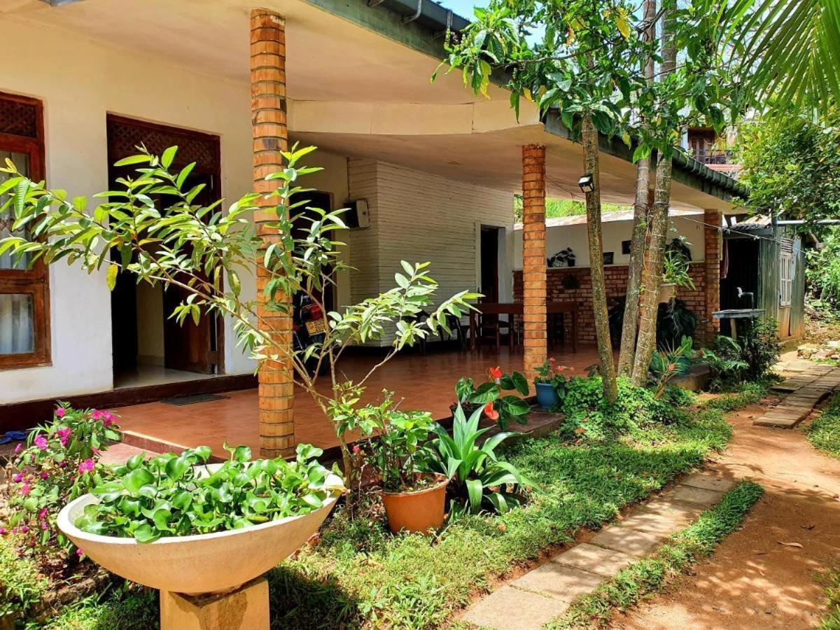 Sunbeam Homestay เอลลา ภายนอก รูปภาพ